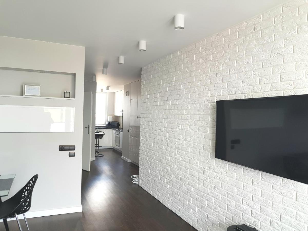 Orion Downtown Apartment By Pinpoint Lodz  Exterior photo