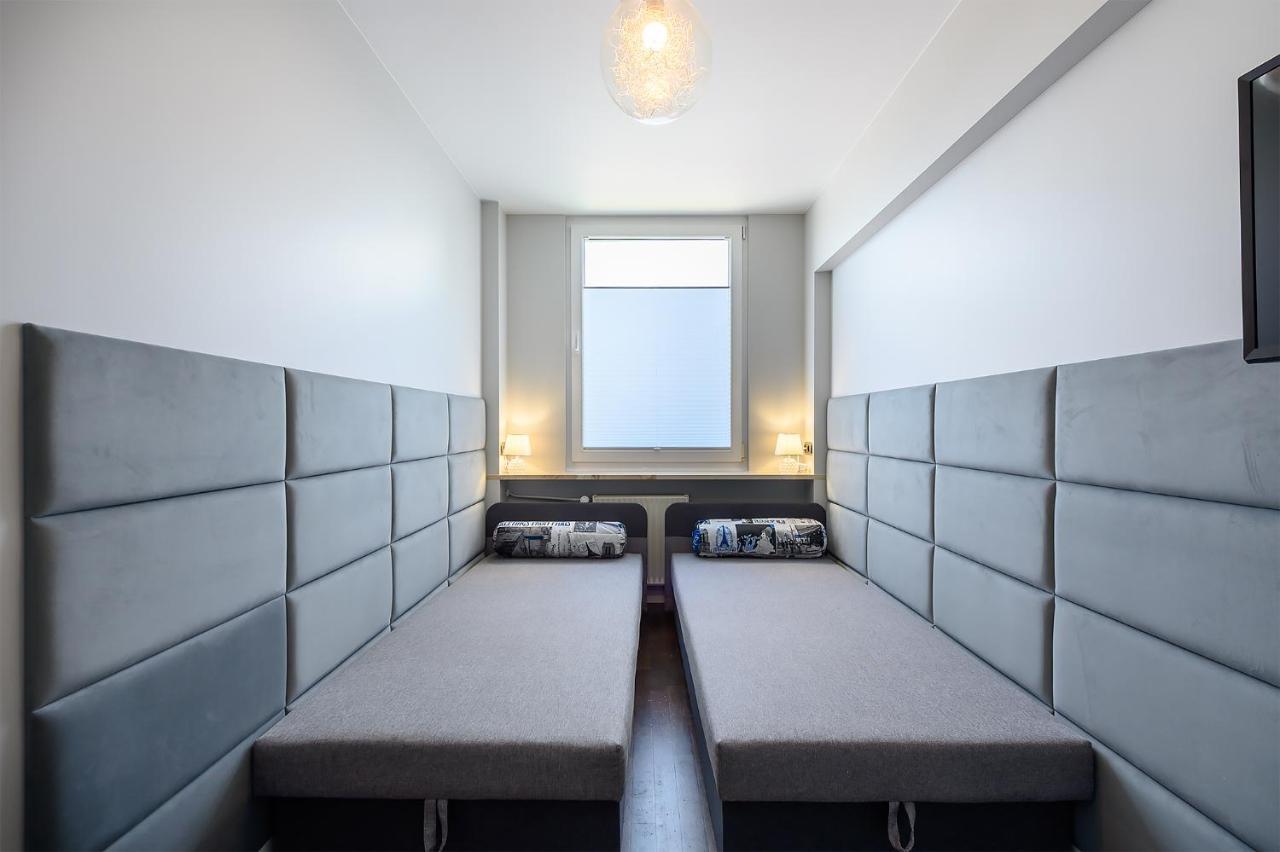 Orion Downtown Apartment By Pinpoint Lodz  Exterior photo